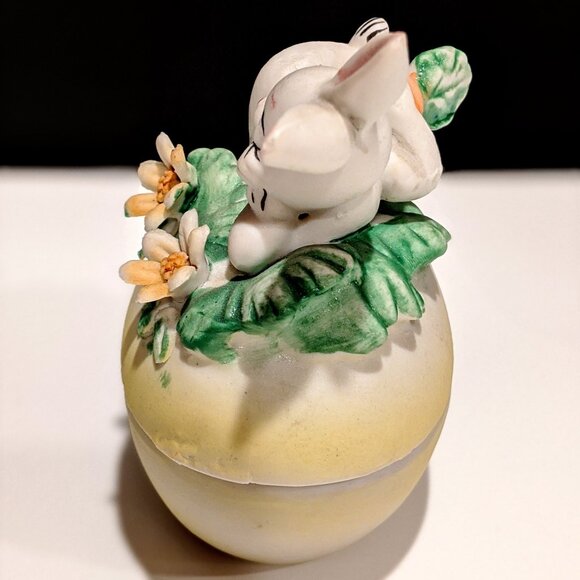 Lefton Ceramic Bunny in Flowers Trinket Box - Picture 5 of 7